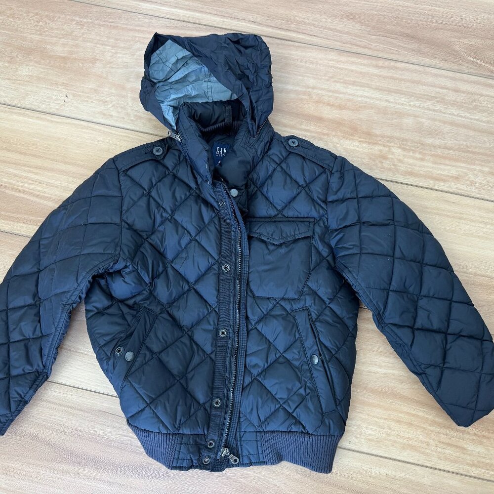 GAP Kids (Boys) Size Medium (Size 8) Black Quilted Puffy Jacket